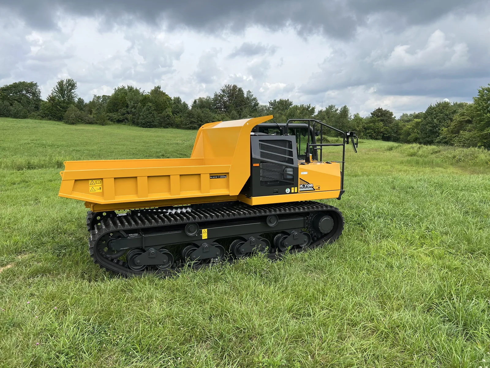 Kato IC70R crawler carrier