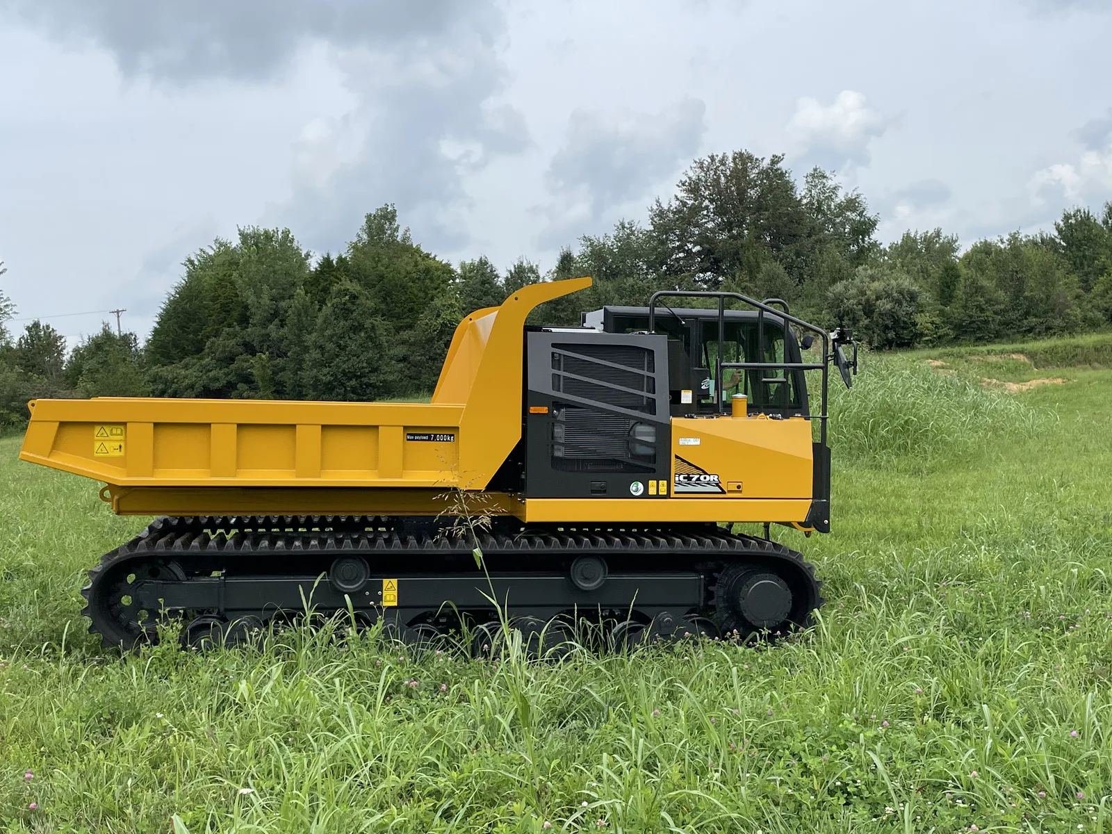 Kato IC70R crawler carrier